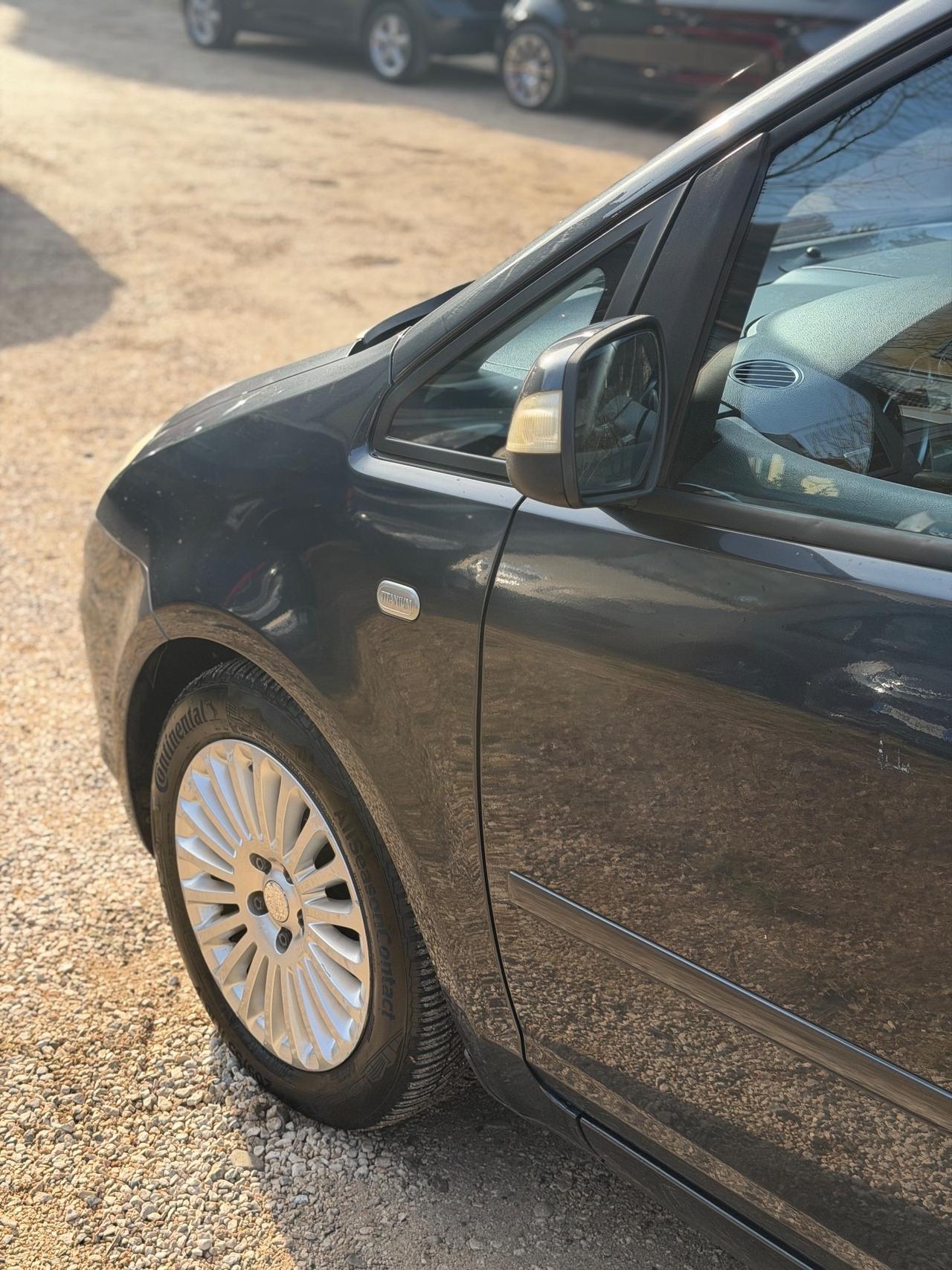 Ford C-MAX 2.0 Bz.- GPL TITANIUM KMCERT UNICOPR