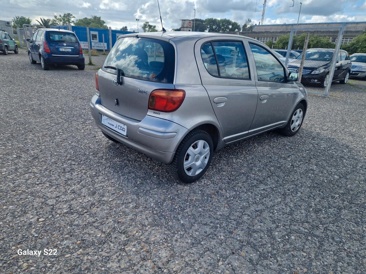 Toyota Yaris Toyota yaris per neopatentati