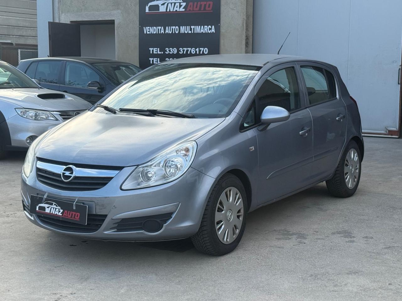 Opel Corsa 1.2 5 porte Cosmo