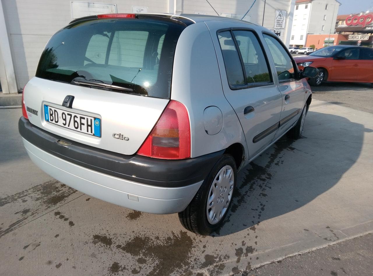 Renault Clio 1.2 cat 5 porte RT