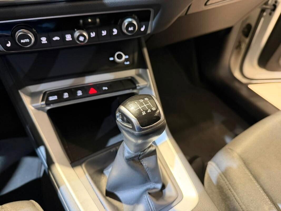 Audi Q3 SPB 35 TDI S line edition