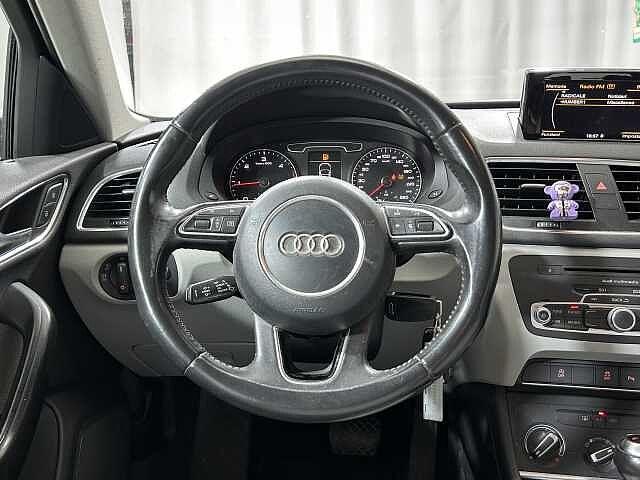 Audi Q3 2.0 TDI Business