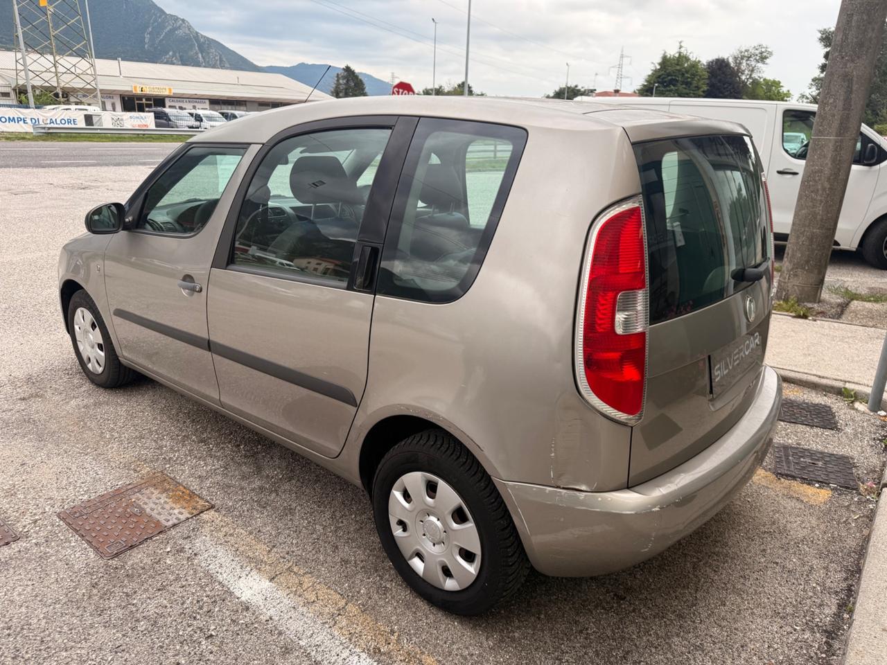 Skoda Roomster Style