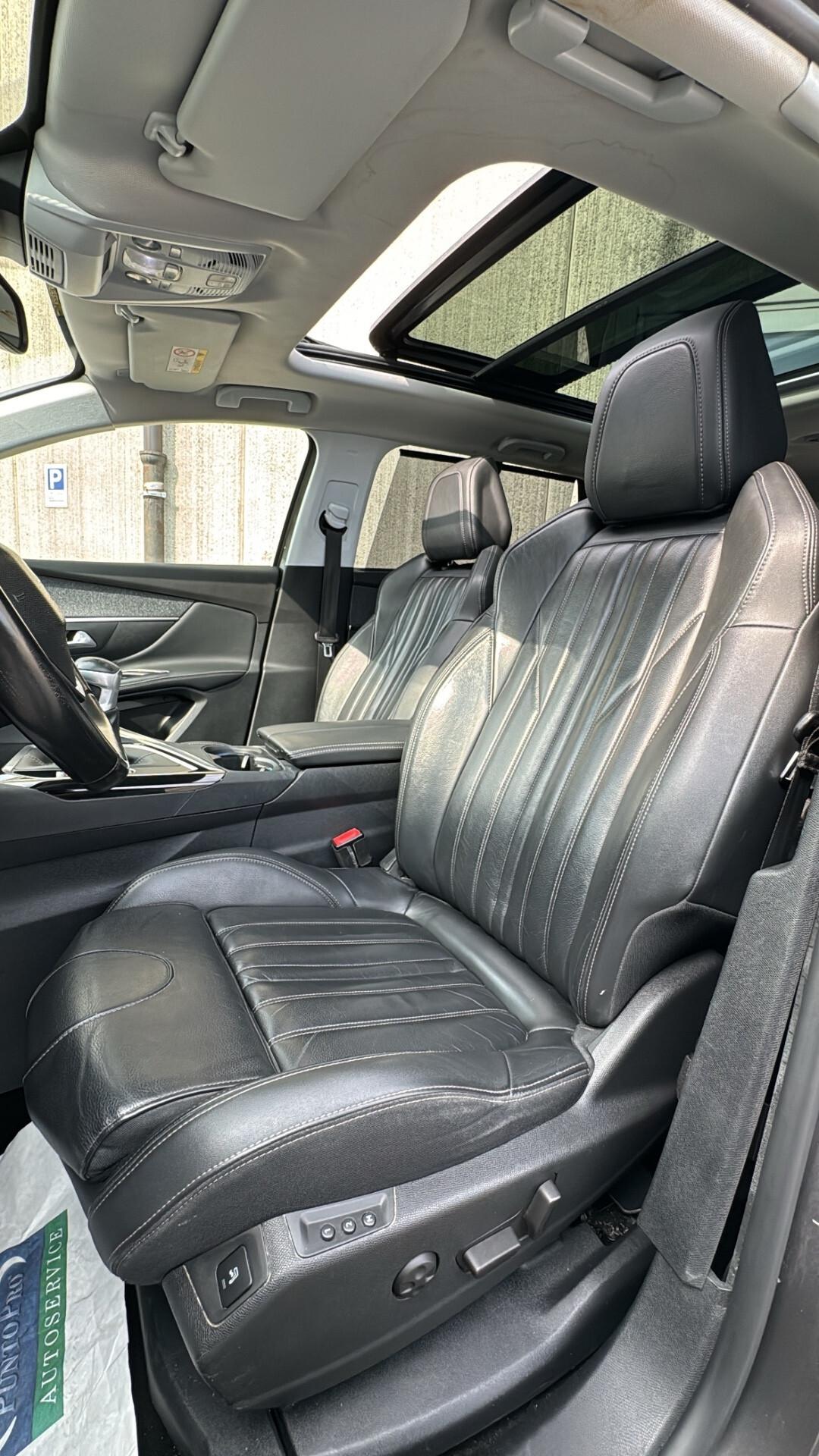 Peugeot 5008 7 POSTO