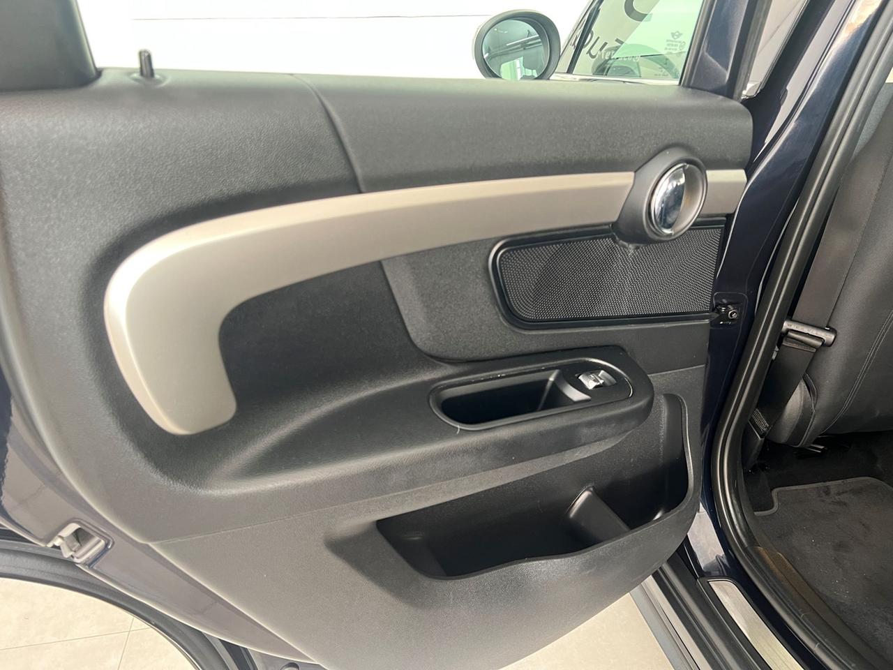 MINI Mini Countryman F60 2017 Mini Countryman 1.5 One D auto 7m