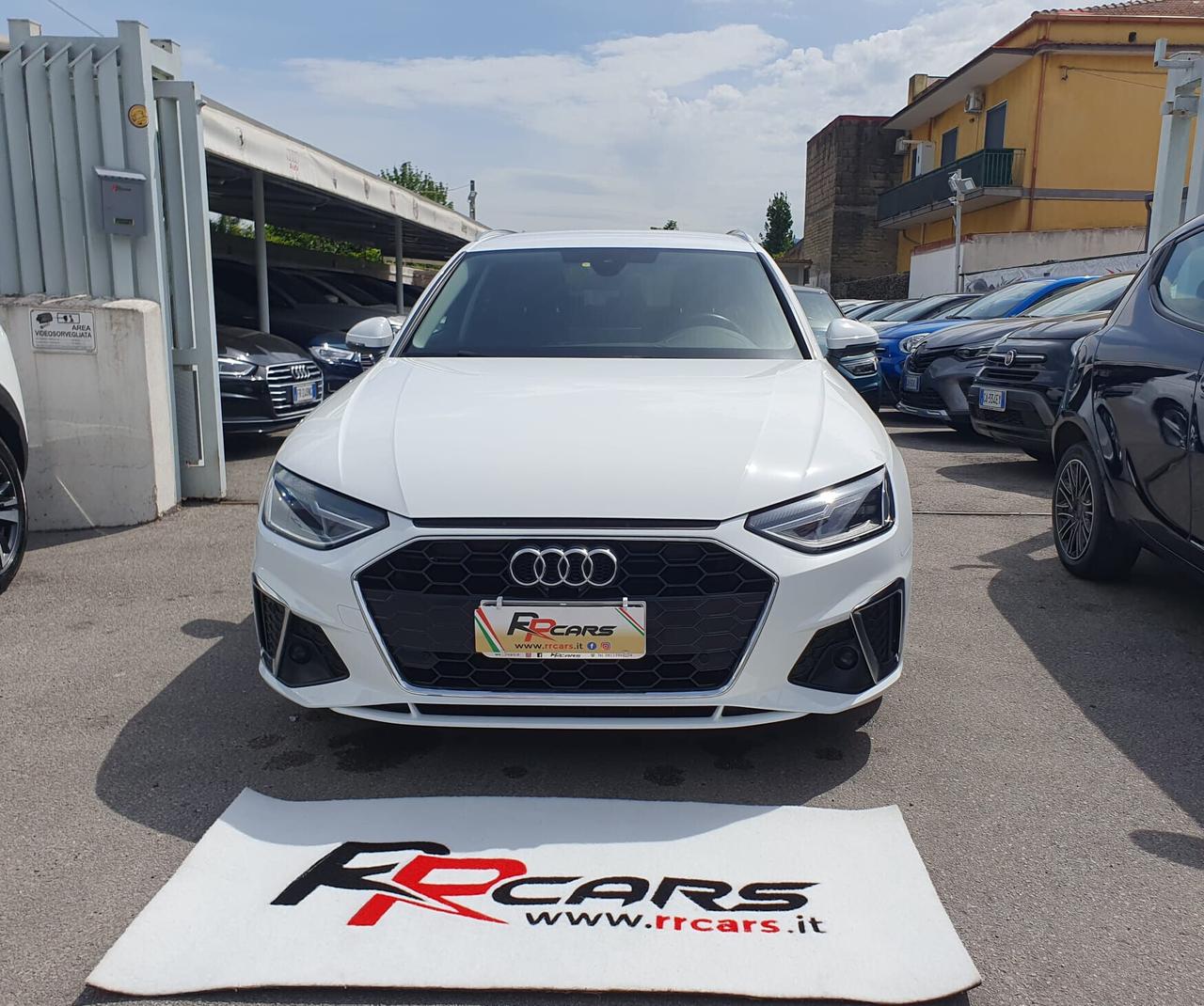 Audi A4 Avant 30 TDI/136 CV S tronic line edition