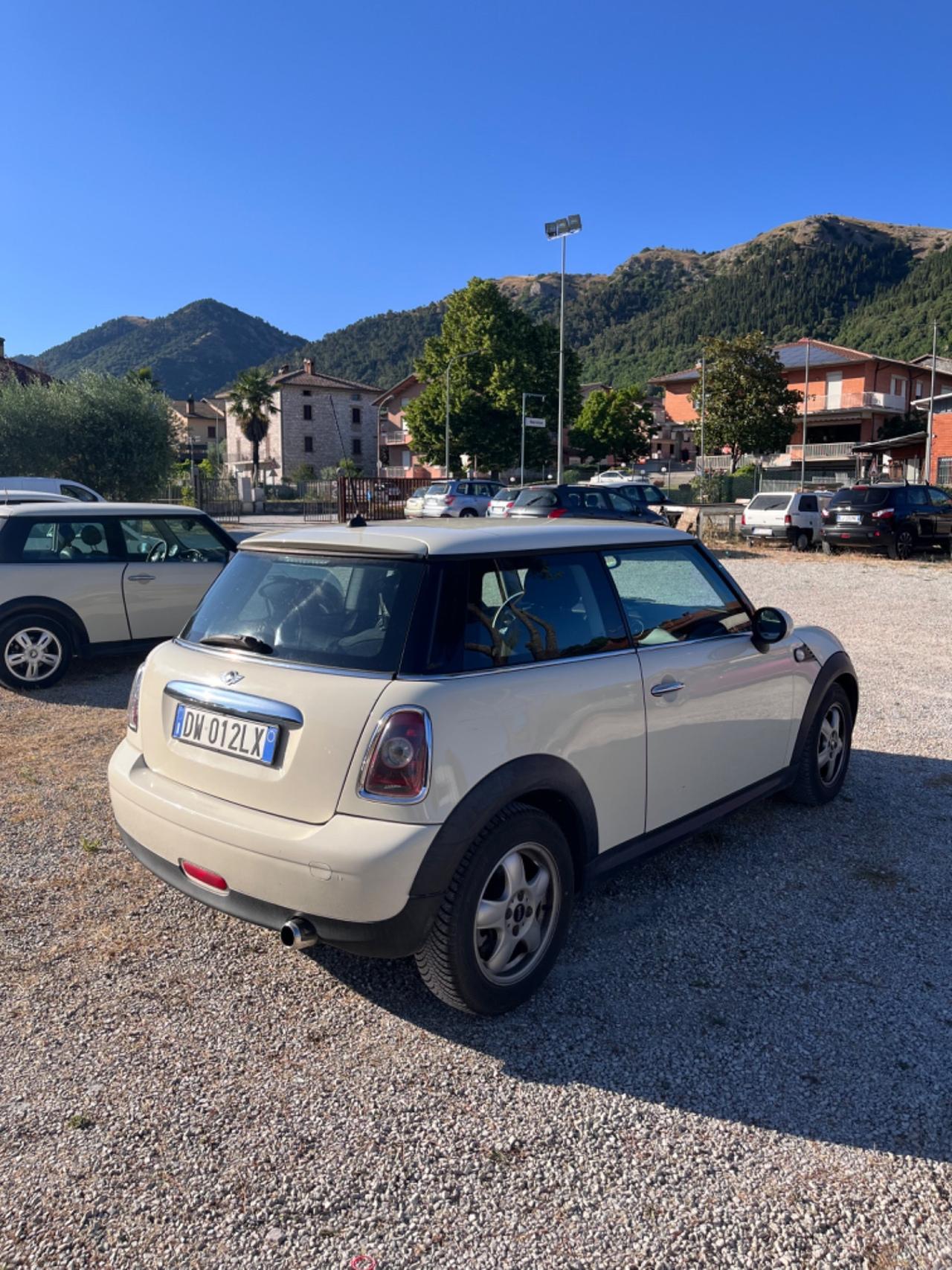 Mini Cooper D 1.6 Diesel 2009 NEOPATENTATI
