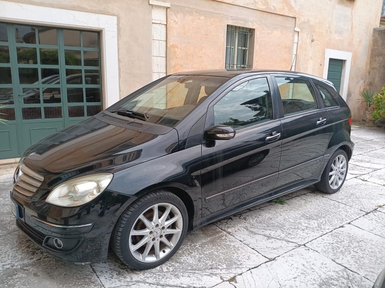 Mercedes-benz B 200 CDI Chrome - adatta anche neopatentati