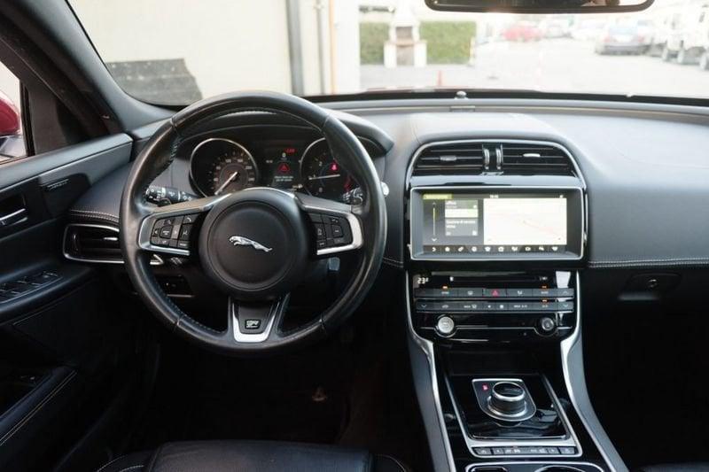 Jaguar XE 2.0 D Turbo 180 CV AWD AUT. R-SPORT LIMITED ED.