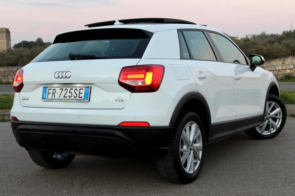 AUDI Q2 1.6 TDI 115CV *TETTO APRIBILE *CERCHI 17''