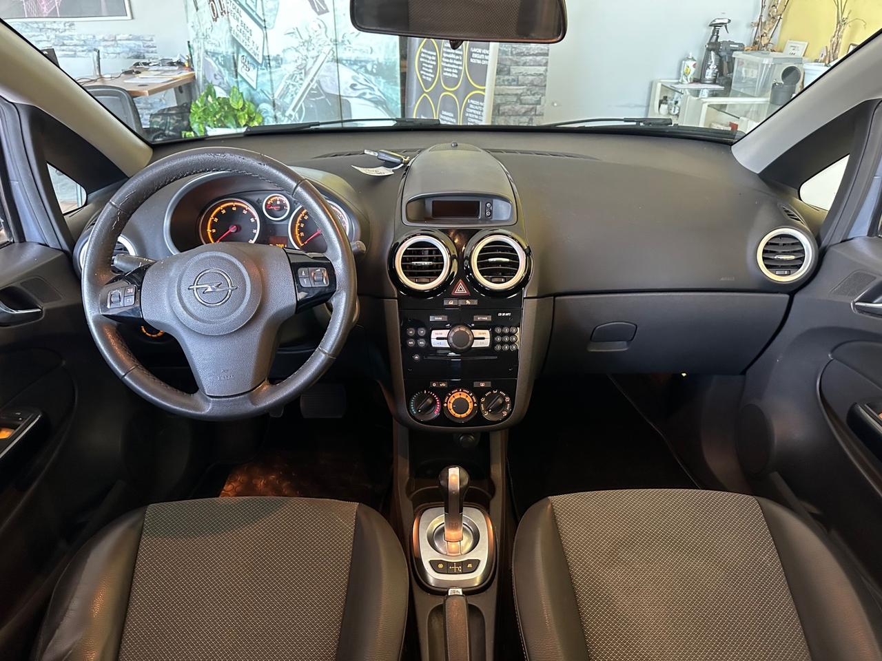 Opel Corsa 1.2benz. Cambio automatico 128.000km
