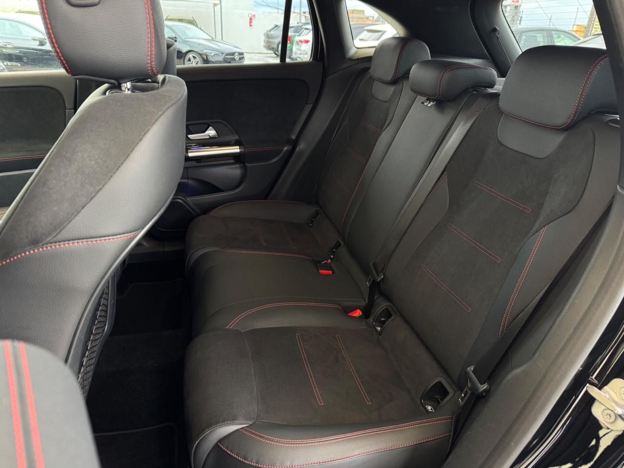 MERCEDES-BENZ GLA 180 d AUT. AMG LINE PREMIUM PLUS - MY24