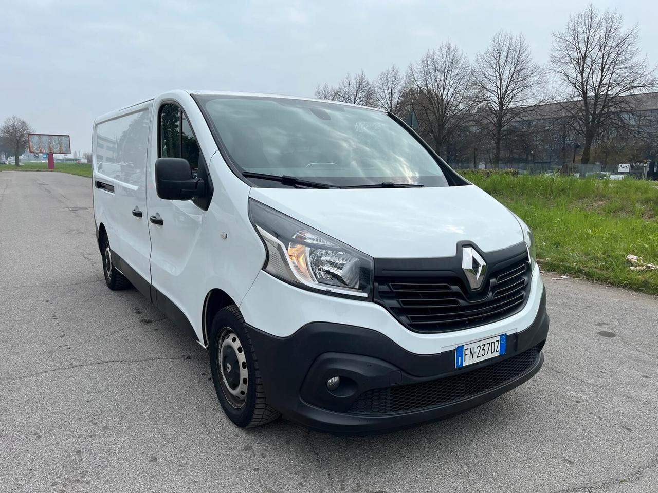 Renault Trafic T29 1.6 dCi 125CV **+IVA**