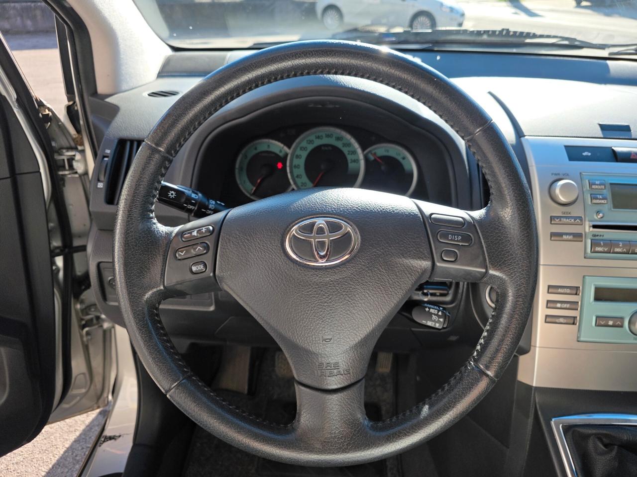 Toyota Corolla Verso 2.2 7 POSTI OFFERTA PROMO
