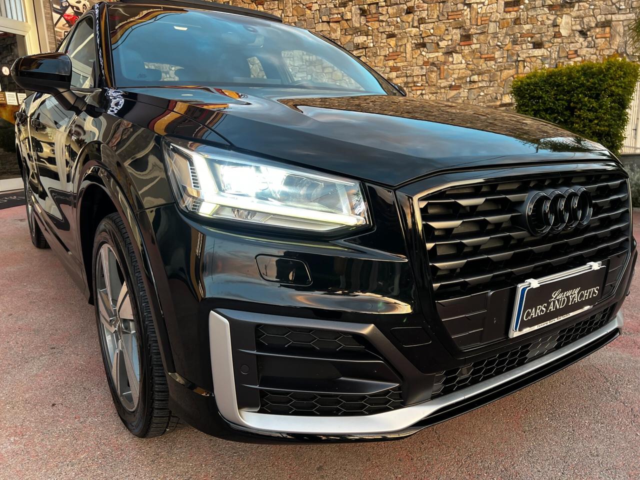 Audi Q2 30 TDI S tronic-2xS Line-TETTO-FULL