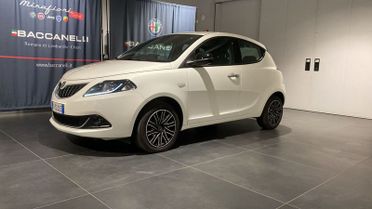 Lancia Ypsilon 1.0 FireFly 5 porte S&S Hybryd Gold