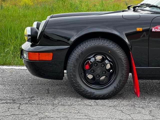 Porsche 911 3.2 g50 safari Dakar coupe 1987