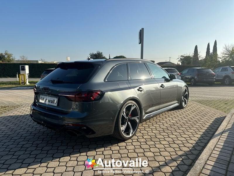 Audi A4 RS 4 Avant