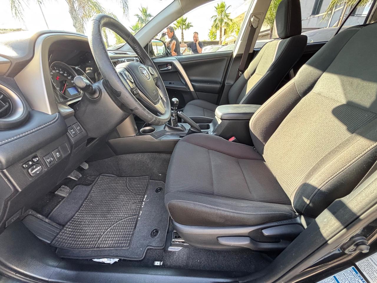TOYOTA RAV-4 2.0 D-4D 4WD FULL OPTIONAL PERFETTO