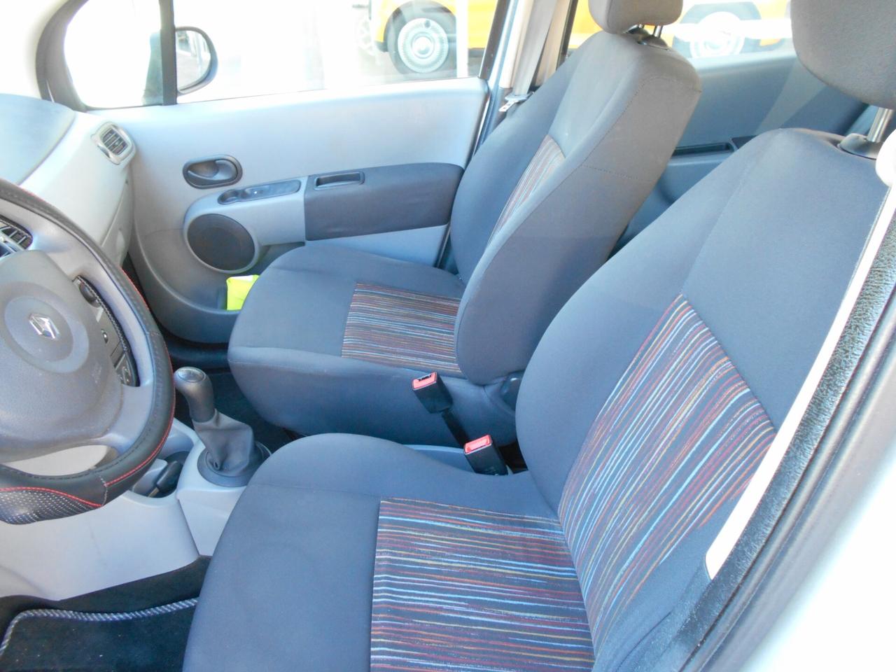 Renault Modus 1.2 16V 75CV