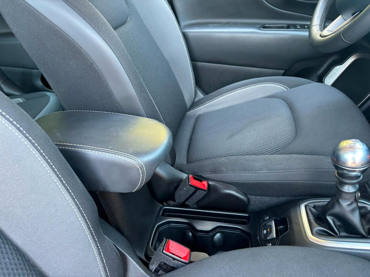 Jeep Renegade 1.6 Mjt 130 CV Longitude