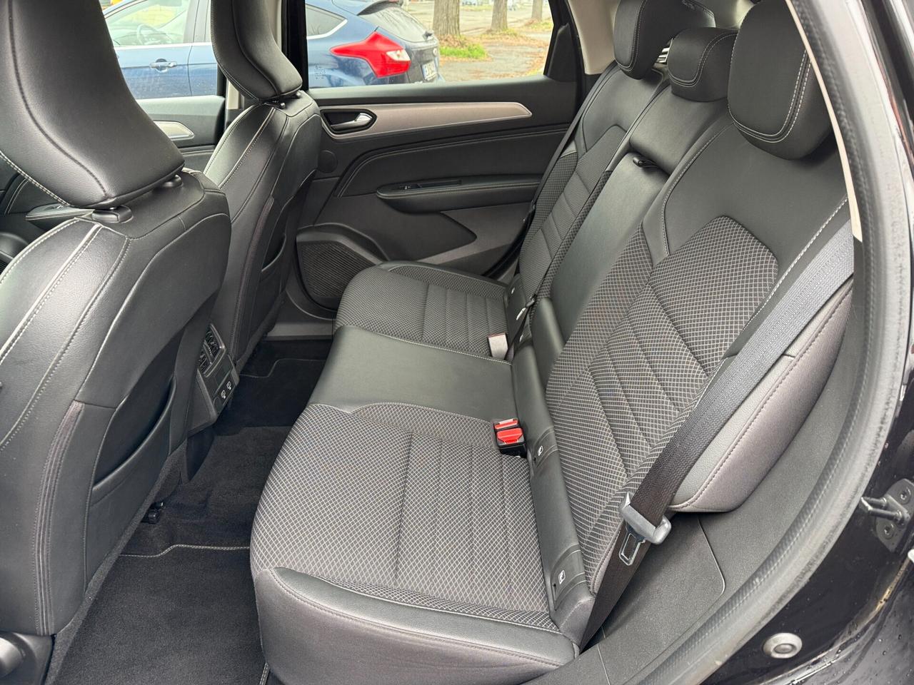 Renault Arkana Hybrid E-TECH 145 CV Intens