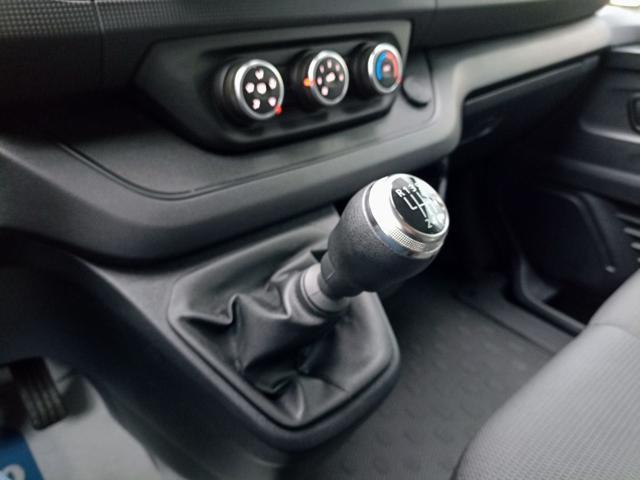 RENAULT Trafic BluedCi 9 posti