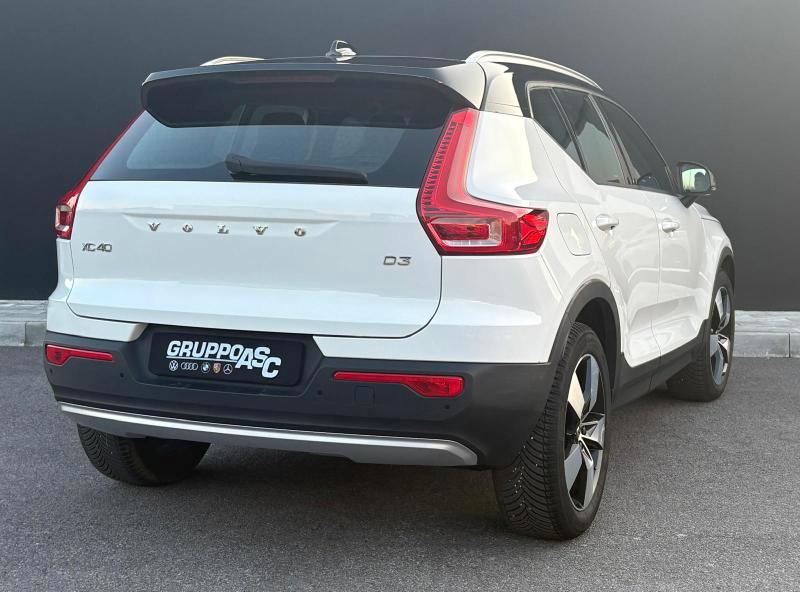 Volvo XC40 2.0 d3 150 CV Momentum my20 2WD