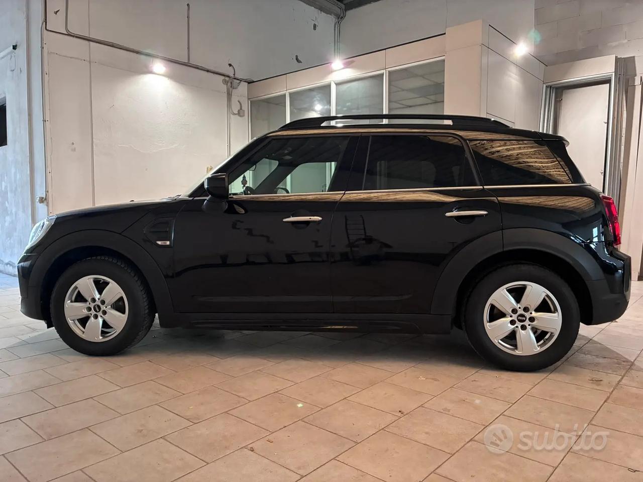 Mini CountryMan *LEGGERE BENE*
