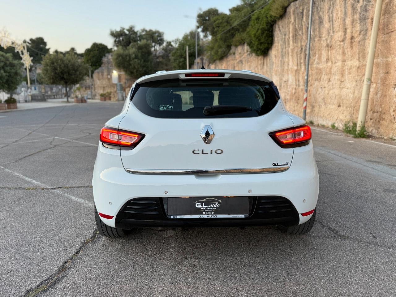 Renault Clio/1.5 75CV/CERCHI 17/FULL LED/RETROCAMERA