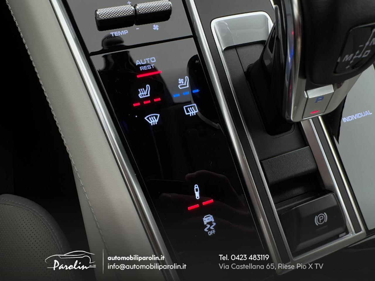 PORSCHE Panamera 2.9 4 E-Hybrid Sport Turismo Platinum Edition