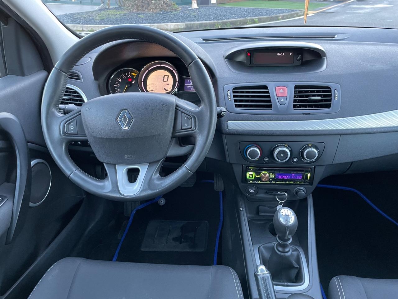 Renault Megane Mégane 1.4 TCe SporTour GT Line* Neo patentati *