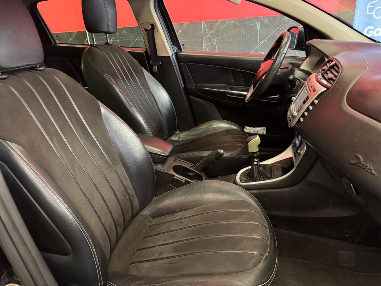 Lancia Delta 1.9 MJT Twinturbo DPF Platino