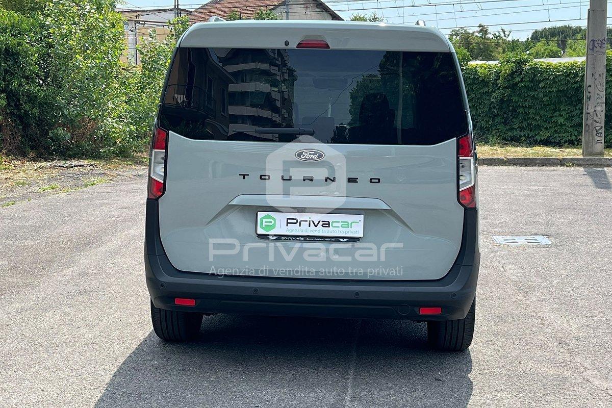 FORD Tourneo Courier 1.0 EcoBoost Titanium
