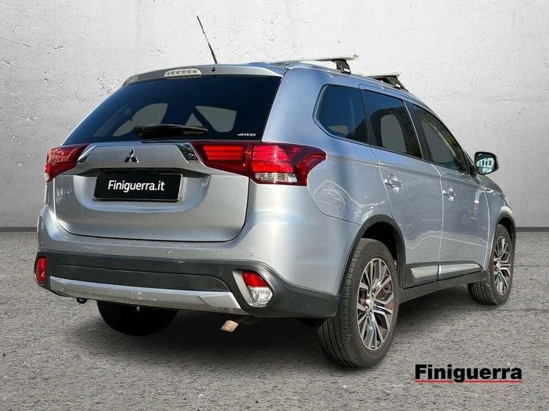 Mitsubishi Outlander Outlander 2.2 DI-D 4WD Instyle 7p.