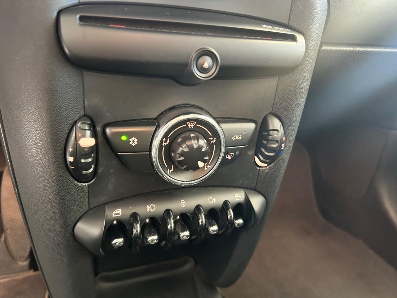 Mini Cooper D 1.6D grandinata 2010