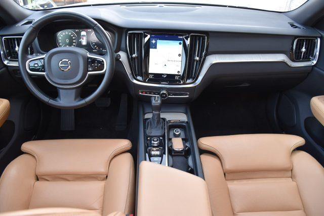 VOLVO V60 D3 Geartronic Inscription *Tettuccio, Navigatore*