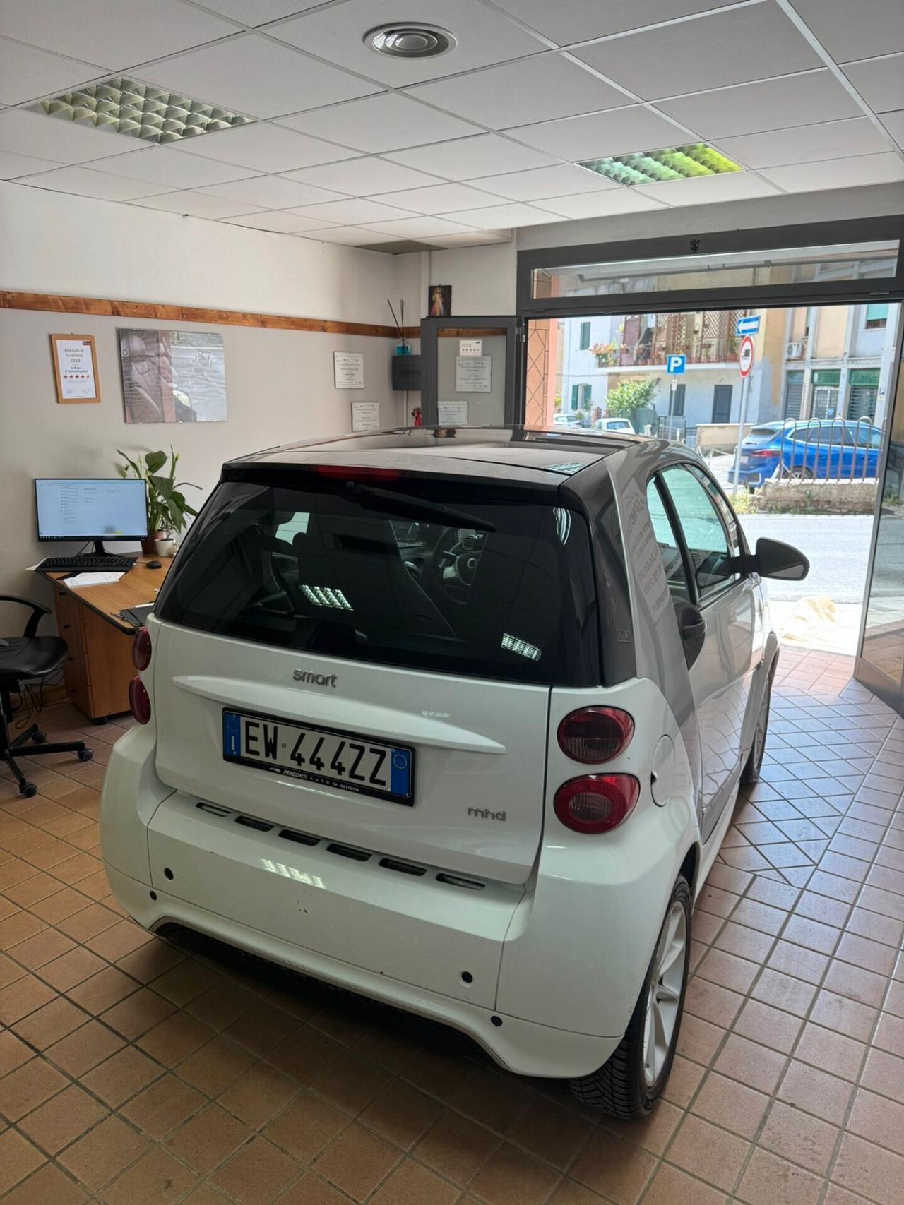 Smart ForTwo 1000 52 kW MHD coupé pulse neop. perfetta