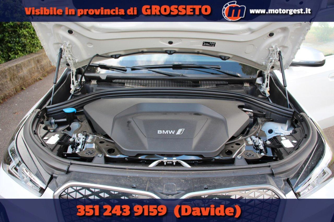 BMW iX1 edrive 20 X-Line