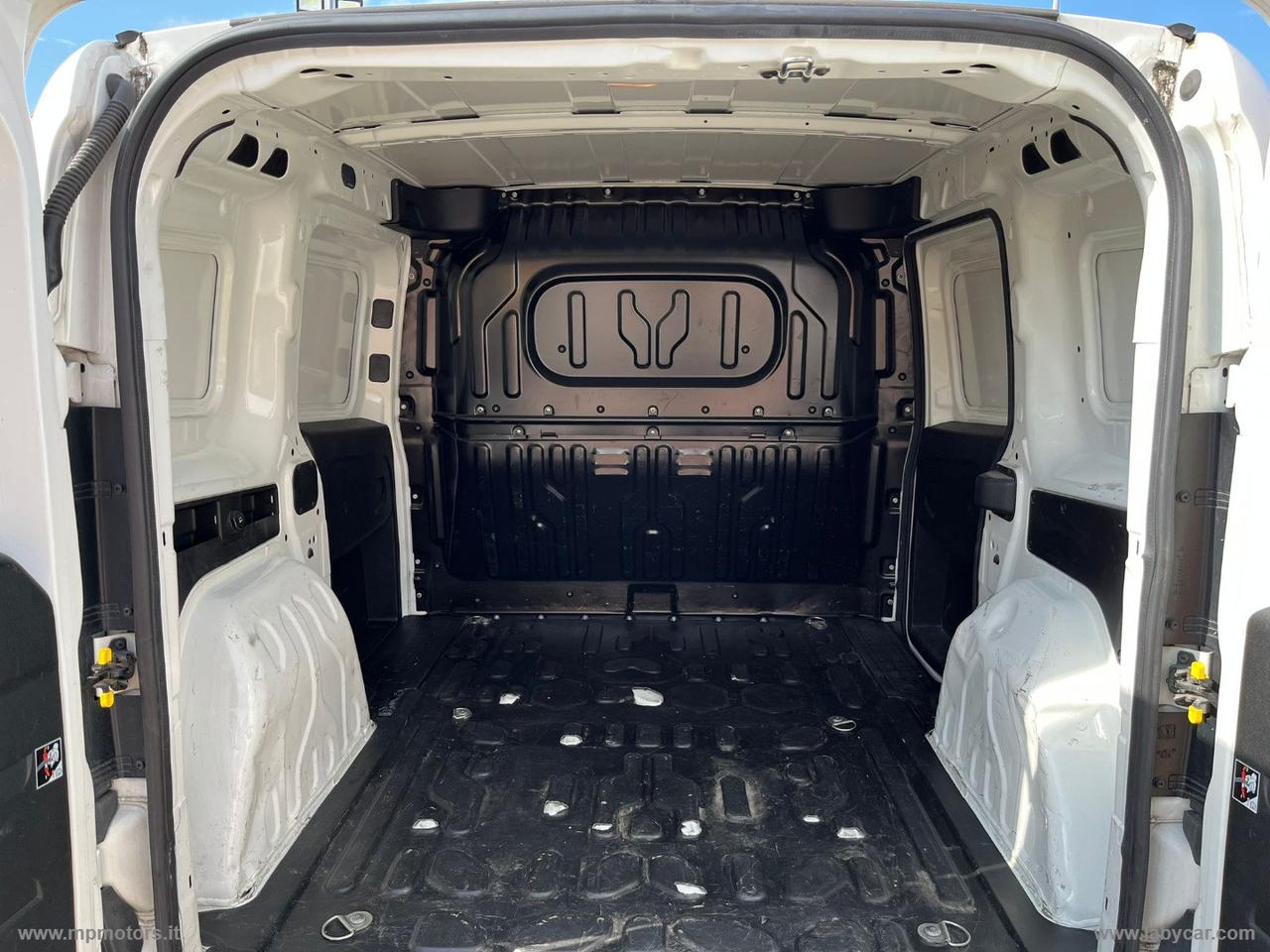 DOBLO CARGO 1.3 MJ 95CV