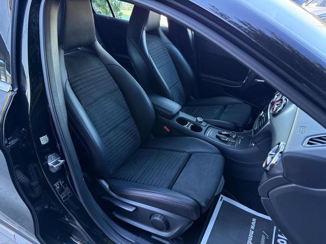 MERCEDES-BENZ GLA 200 d Automatic 4Matic Premium Amg