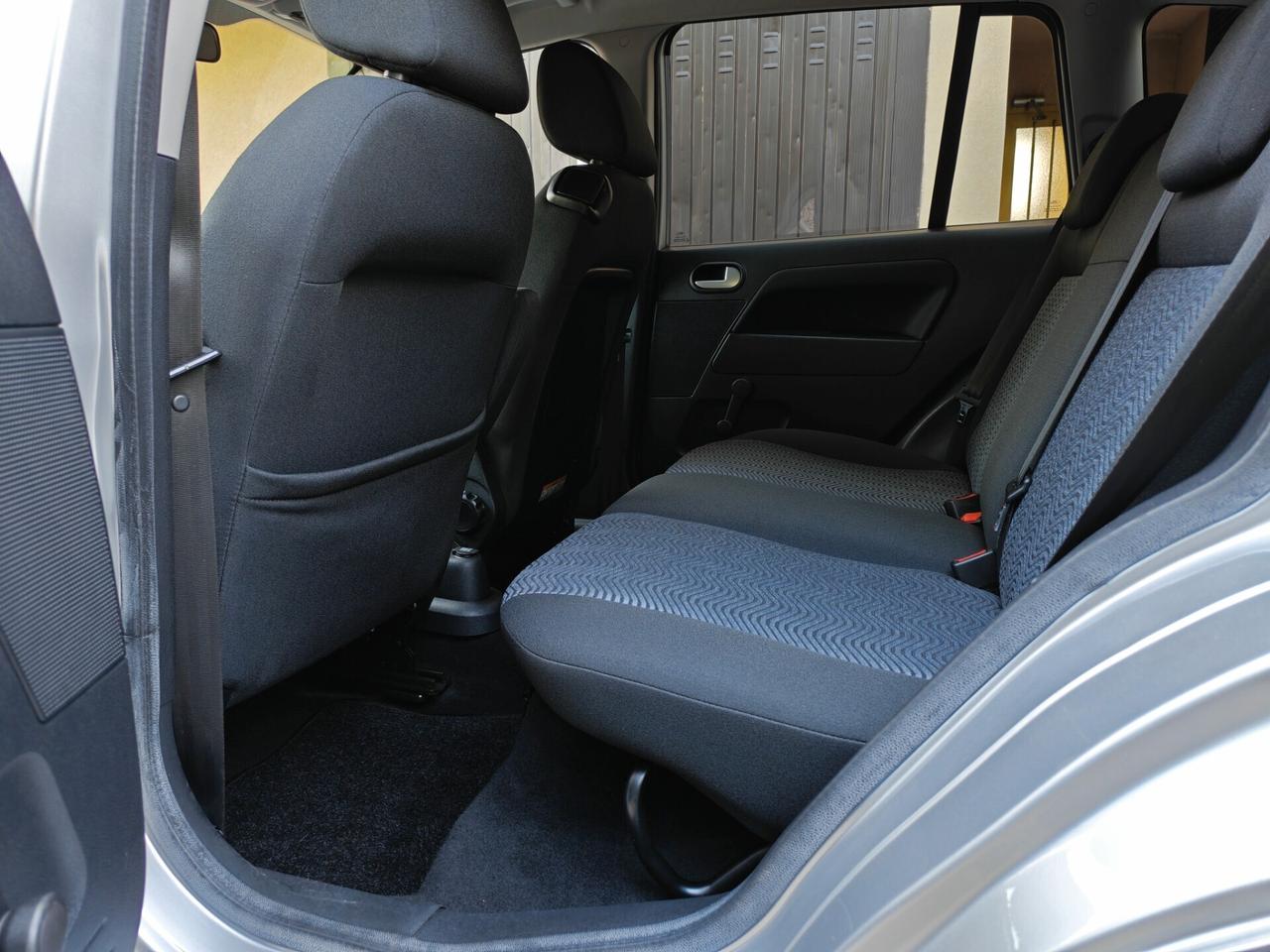 Ford Fusion 1.6 BENZINA 100cv / 74.000km / Unipro