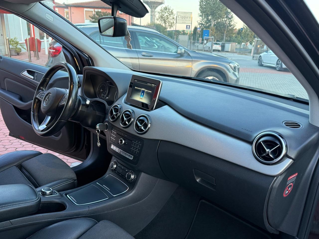 Mercedes-benz B 180 d Executive - Neopatentati