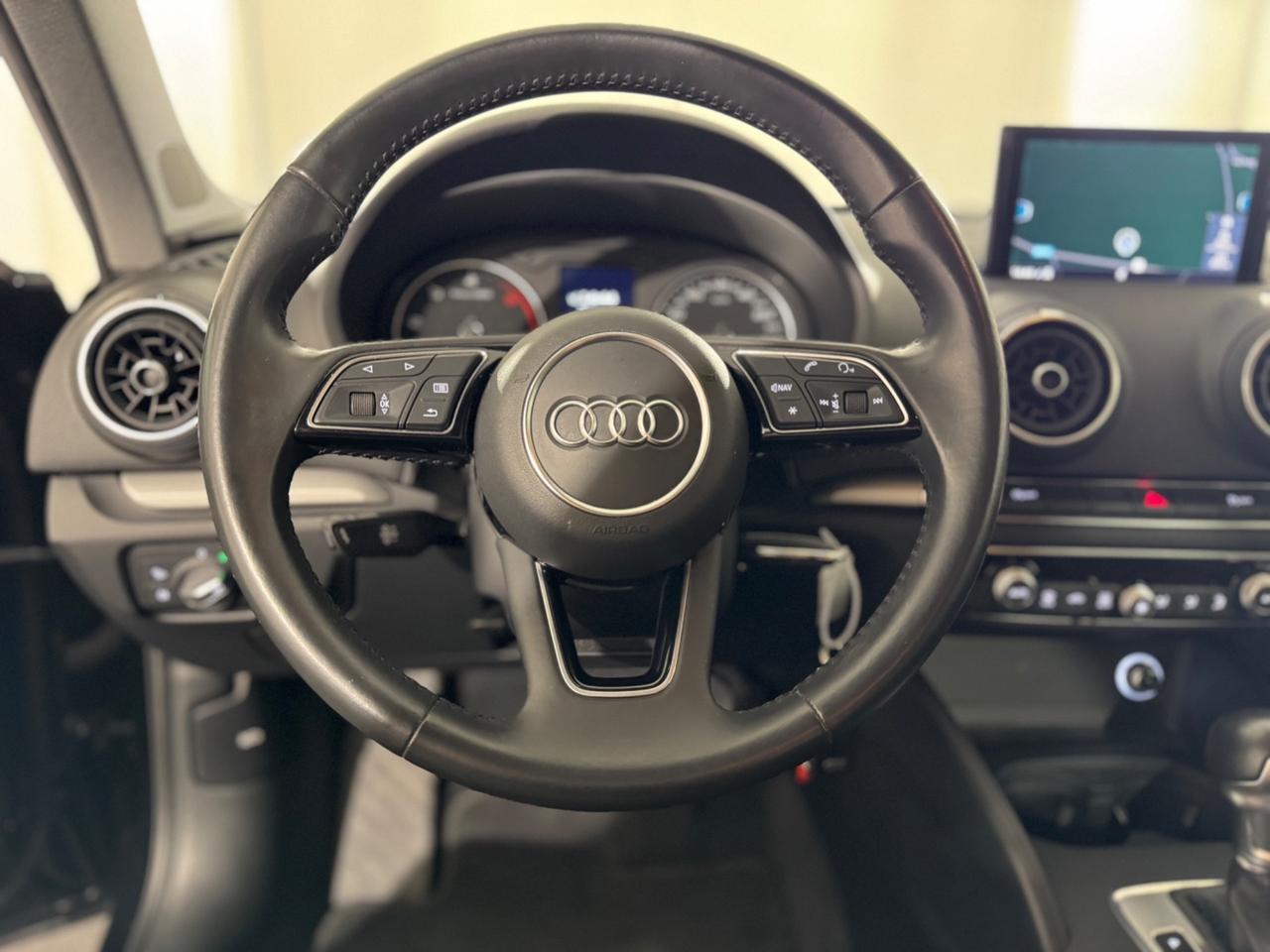 Audi A3 SPB 35 TDI S tronic Admired Identity Black