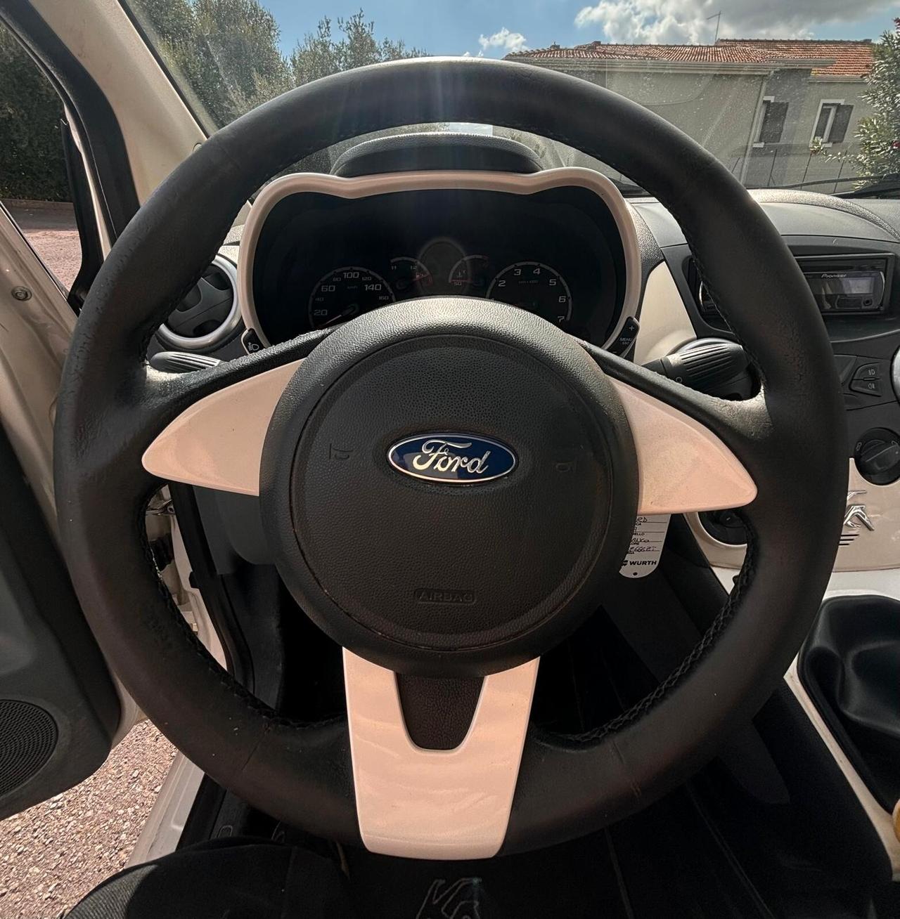 Ford Ka 1.3 TDCi 75CV Titanium