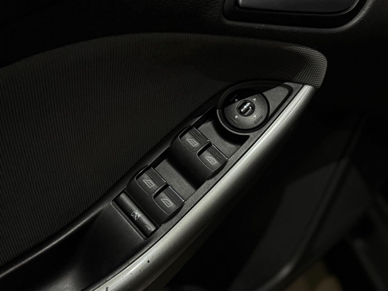 Ford Focus 1.6 TDCi Titanium (70kw/95cv)