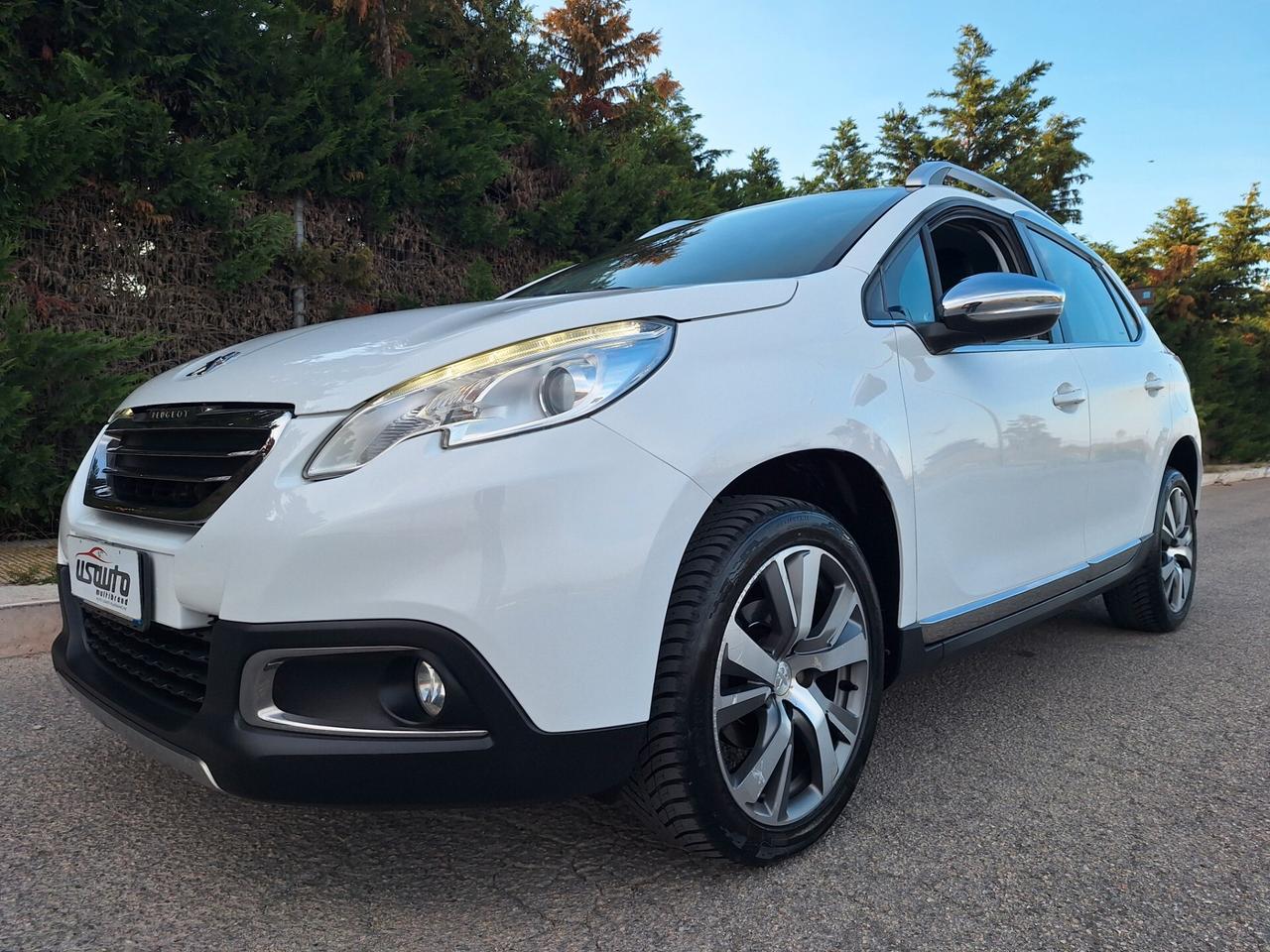 Peugeot 2008 1.6 e-HDi 92 CV "Allure" NAVI