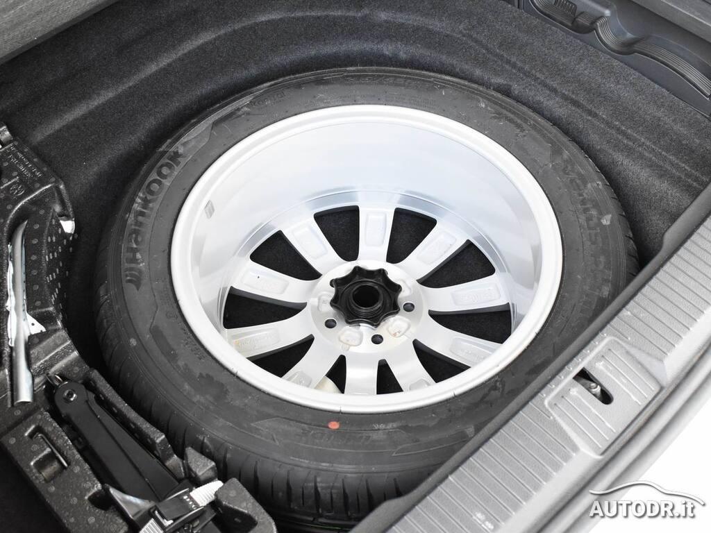 Volkswagen Passat Variant 2.0 TDI EVO Business Fari LED, Navi, Ambient Pack