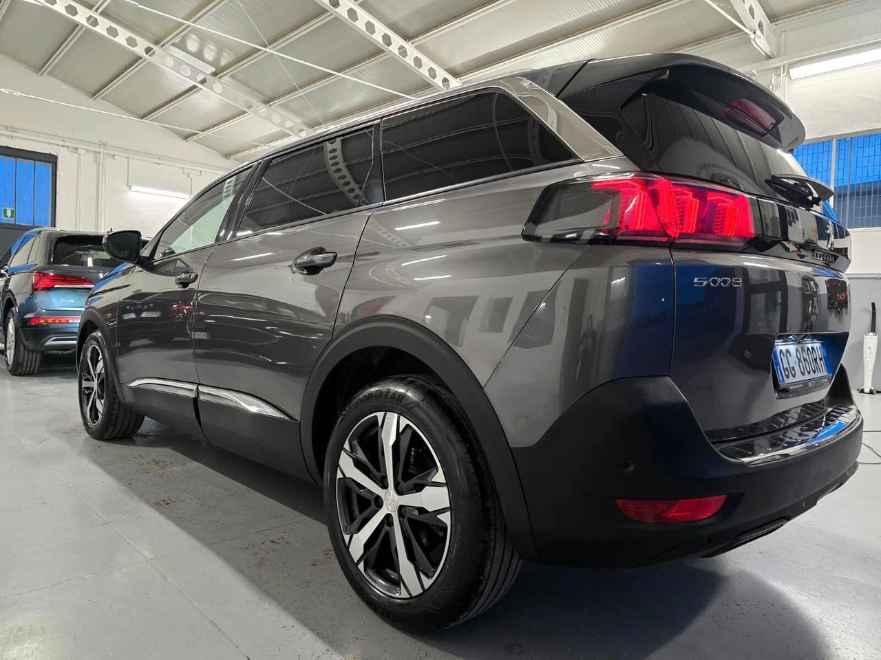 Peugeot 5008 BlueHDi 180 S&S EAT8 Allure Pack