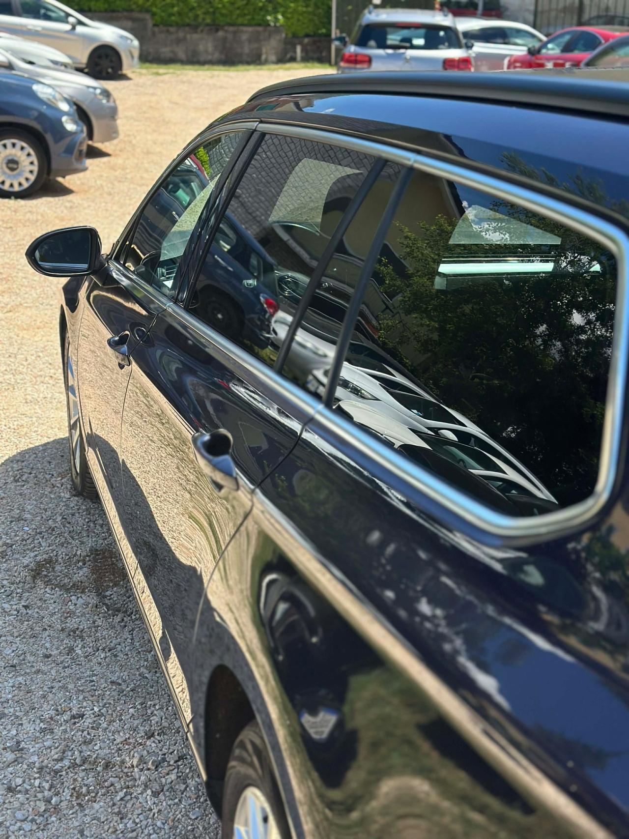 Volkswagen PASSAT VARIANT 1.6 TDI DSG BLUEMOTION.